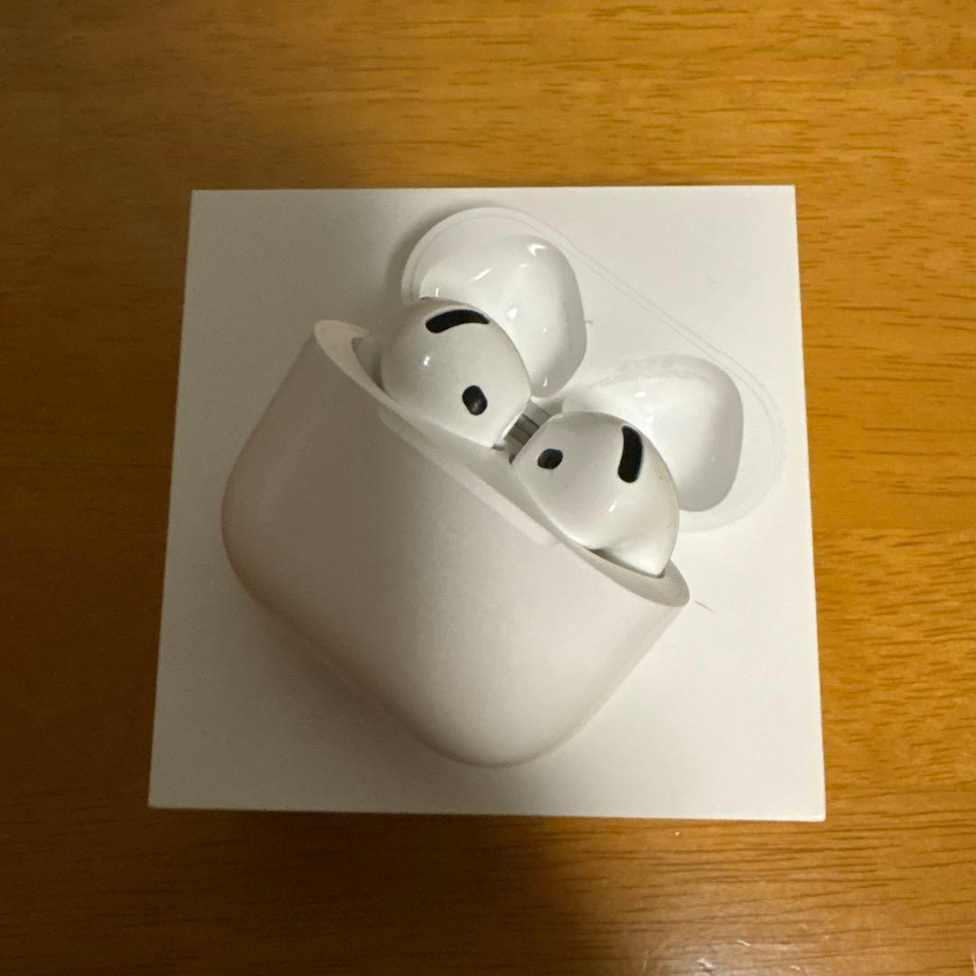 Apple純正 AirPods4 アクティブノイズキャンセリング機能付き