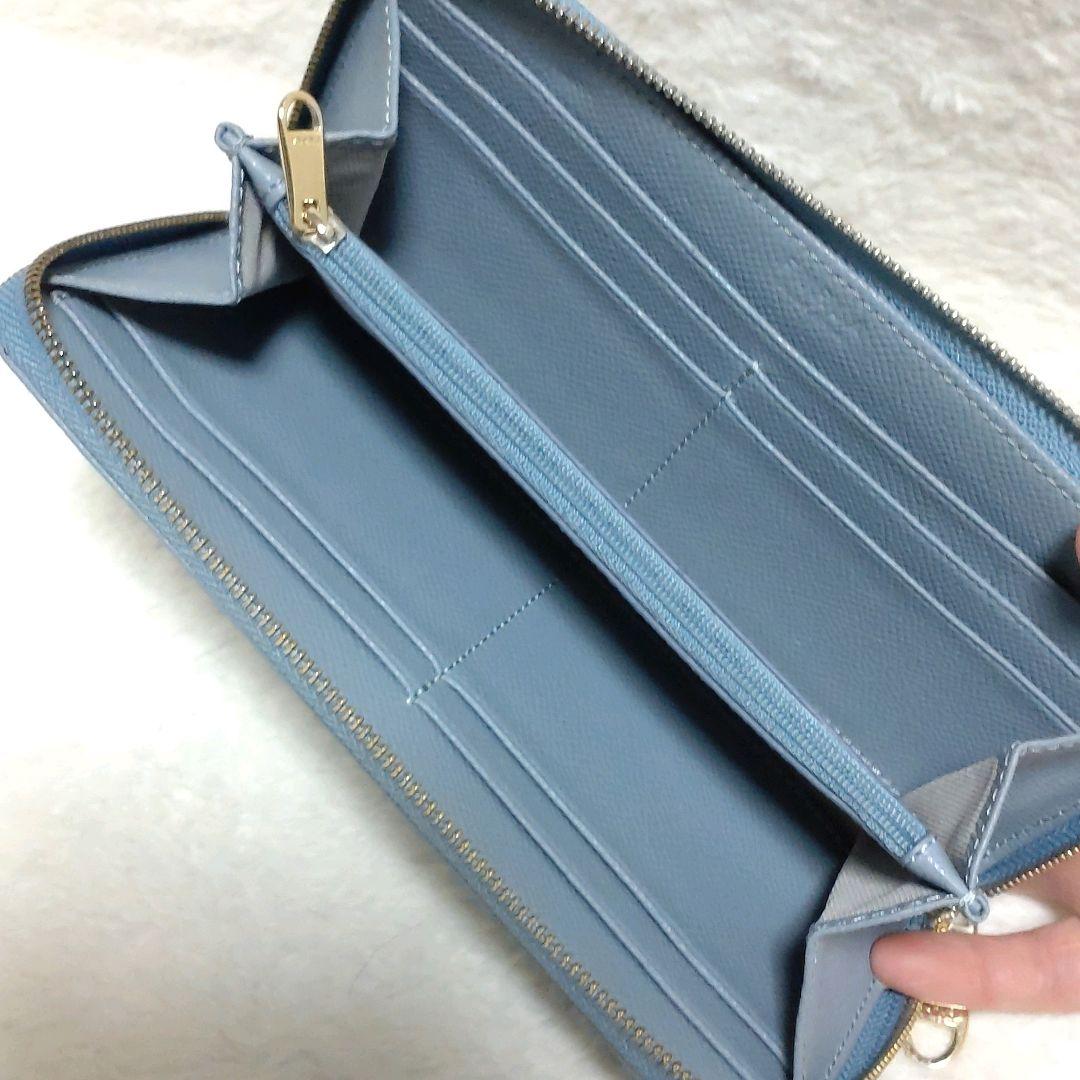 極美品　フルラ 長財布 レザー　ラウンドファスナー バビロン ブルー