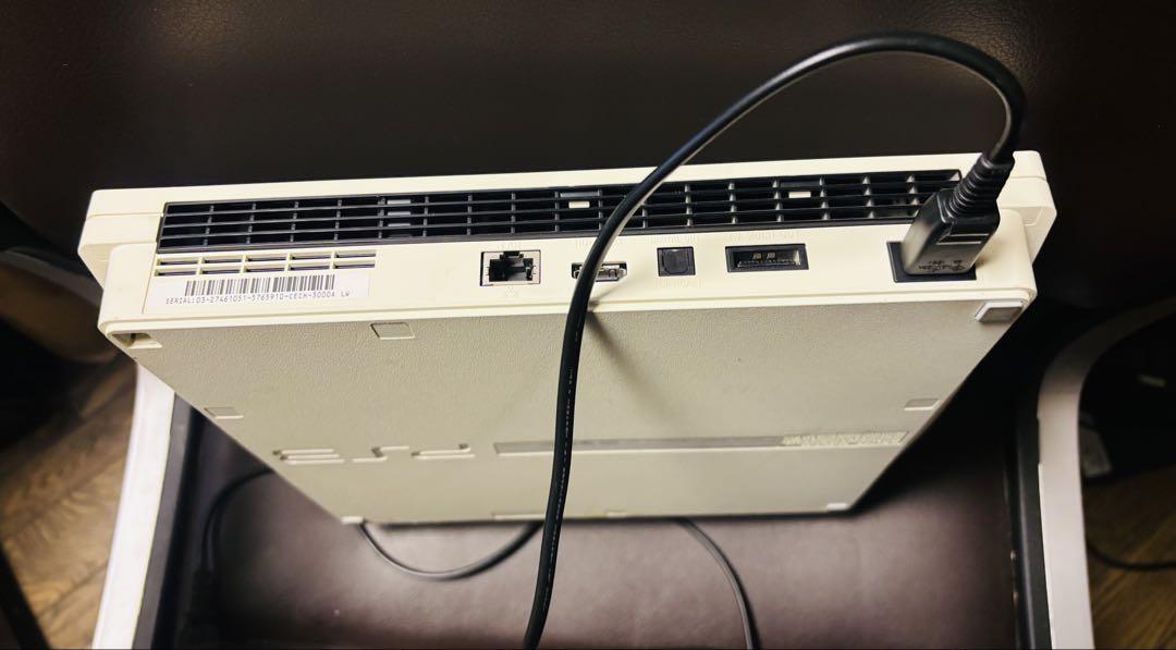 PS3本体 CECH-3000Aコントローラーソフト2枚付き