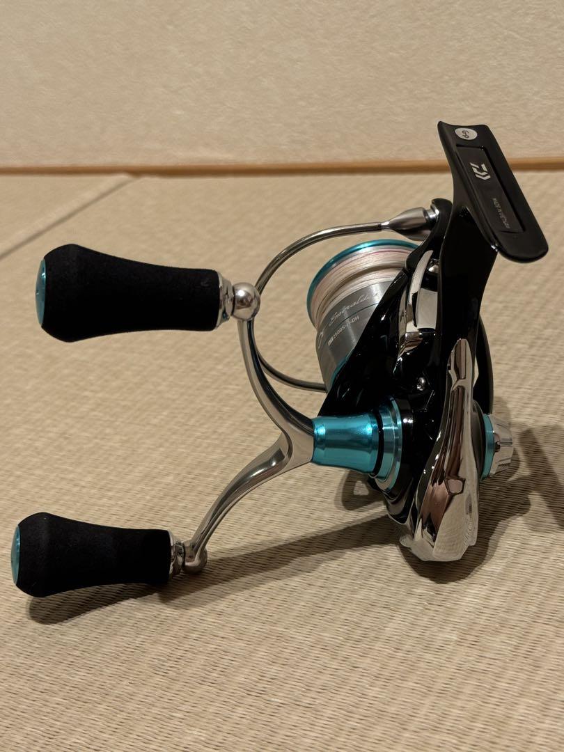 人気絶頂 美品 エメラルダス LT2500S-H-DH(2019モデル) リール