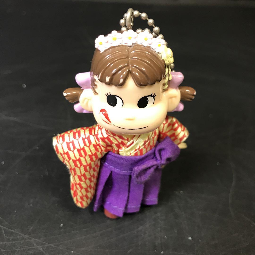 アイドルペコちゃん　キーホルダー　限定品 アイドルペコちゃん キーホルダー 8個セット 不二家 ペコちゃん