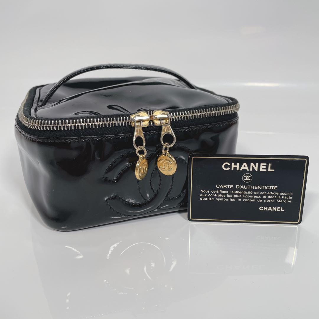 CHANEL ココマーク　パテントレザー バニティバッグ ブラック　シャネル