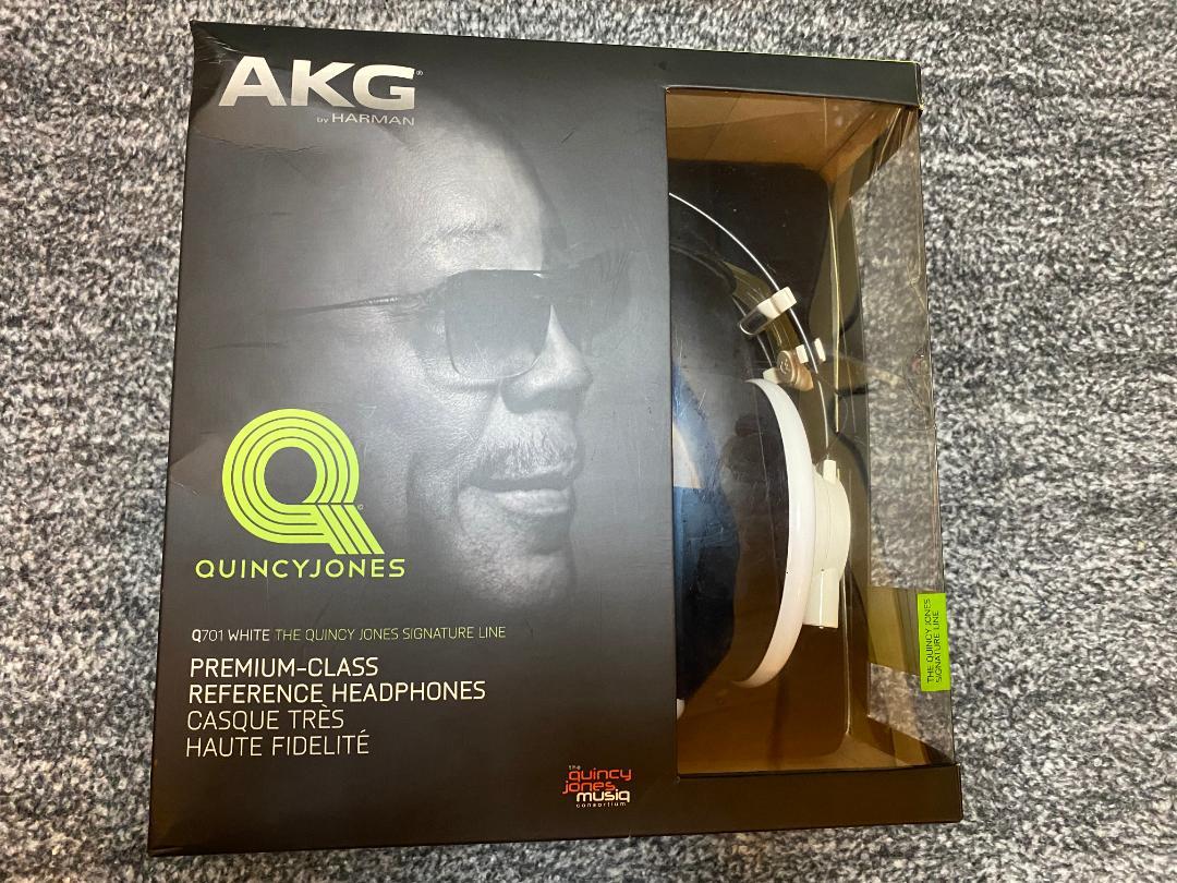 ヘッドホン AKG Q701