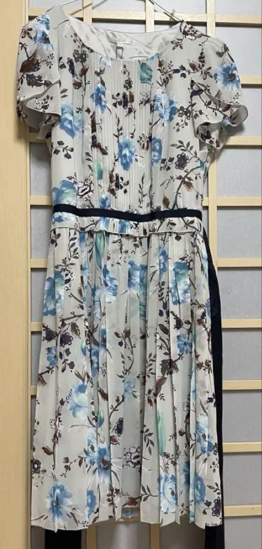 c*n様 TO BE CHIC 花柄フレアワンピース　タグ付き新品未使用