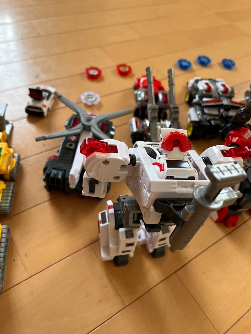 トミカハイパーシリーズ ドライブヘッド 色々セット (中古) トミカハイパーシリーズ ドライブヘッド 色々セット (中古)