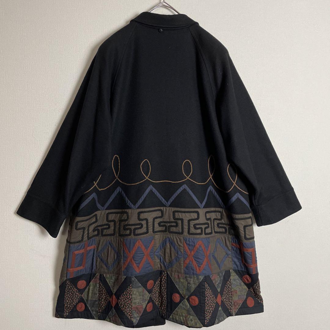 刺繍　キルティング　アート柄　デザインコート　彫刻ボタン　ブラック　レトロ　古着