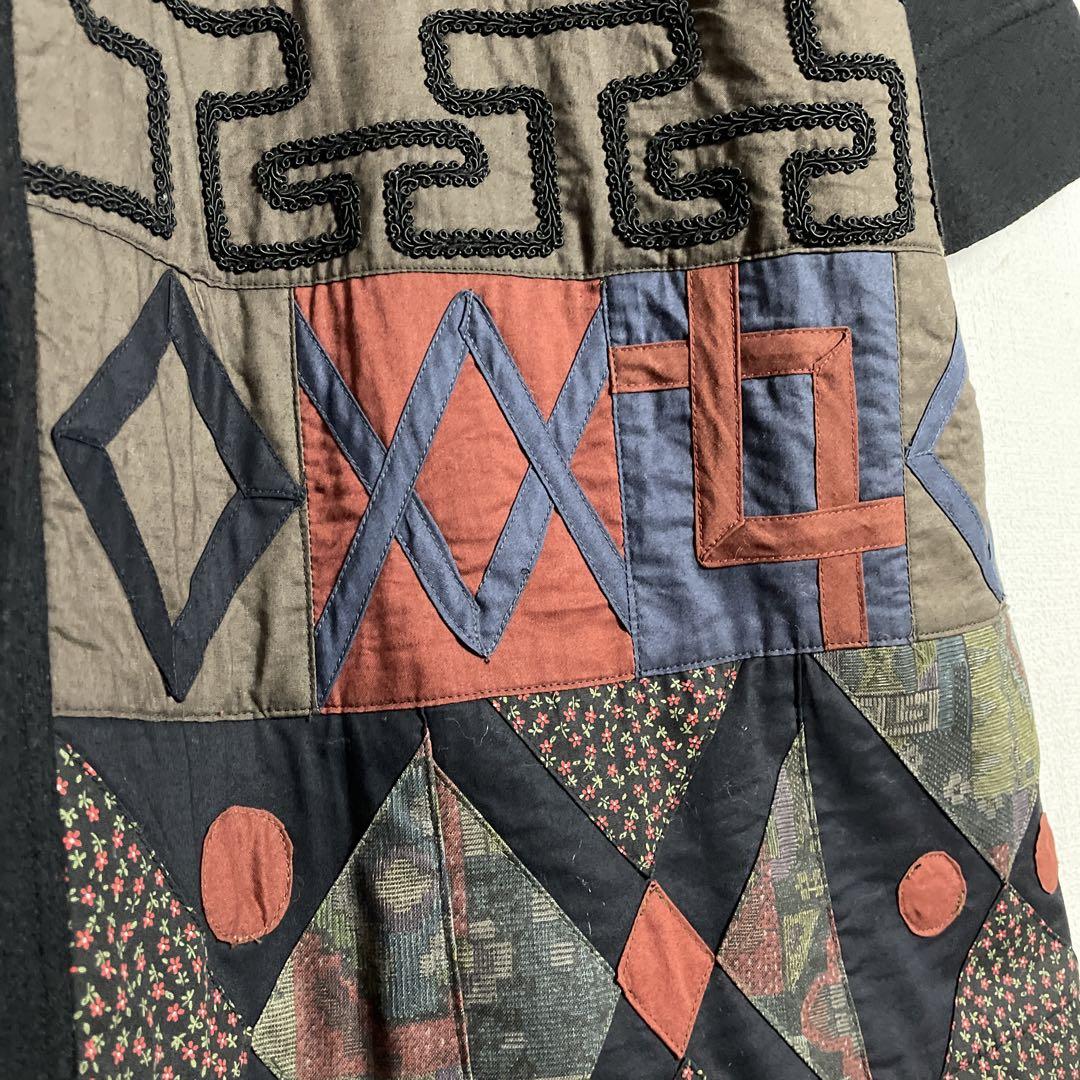 刺繍　キルティング　アート柄　デザインコート　彫刻ボタン　ブラック　レトロ　古着