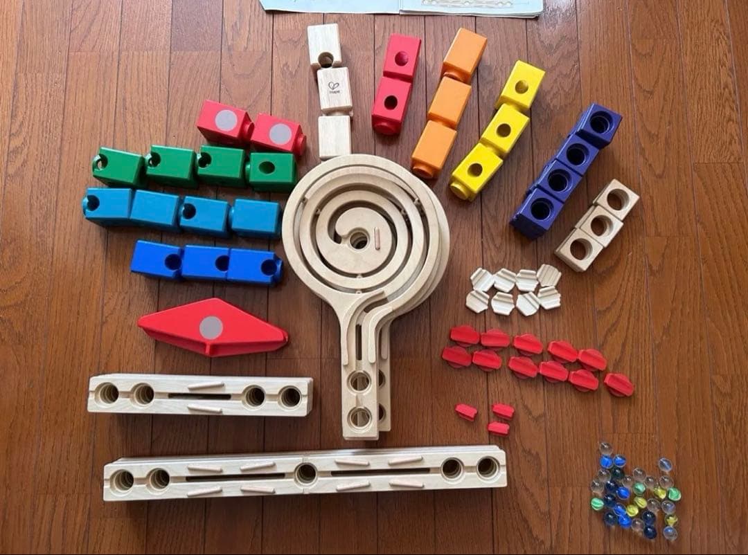 クアドリラ ツイスト レールセット 知育玩具 ボーネルンド