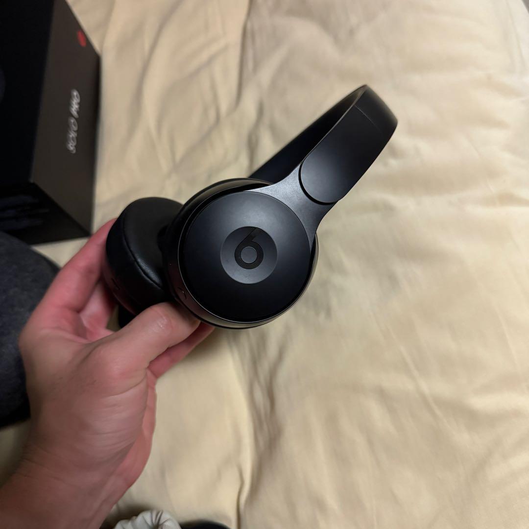 Beats SOLO PRO ワイヤレスヘッドホン ブラック Amazon.com: Beats Solo Pro Wireless Noise Cancelling On-Ear