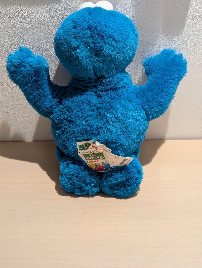 新品タグ付き　ユニクロ　KAWS カウズ ビックバードぬいぐるみ