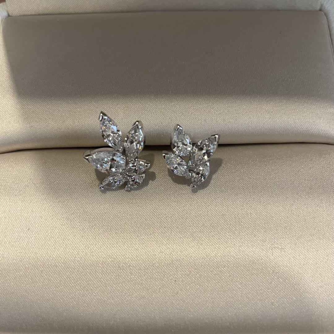 スワロフスキー　Swarovski LOUISON ルイゾン SWAROVSKIスワロフスキー Louison Pearl ピアス 追跡送料関税込