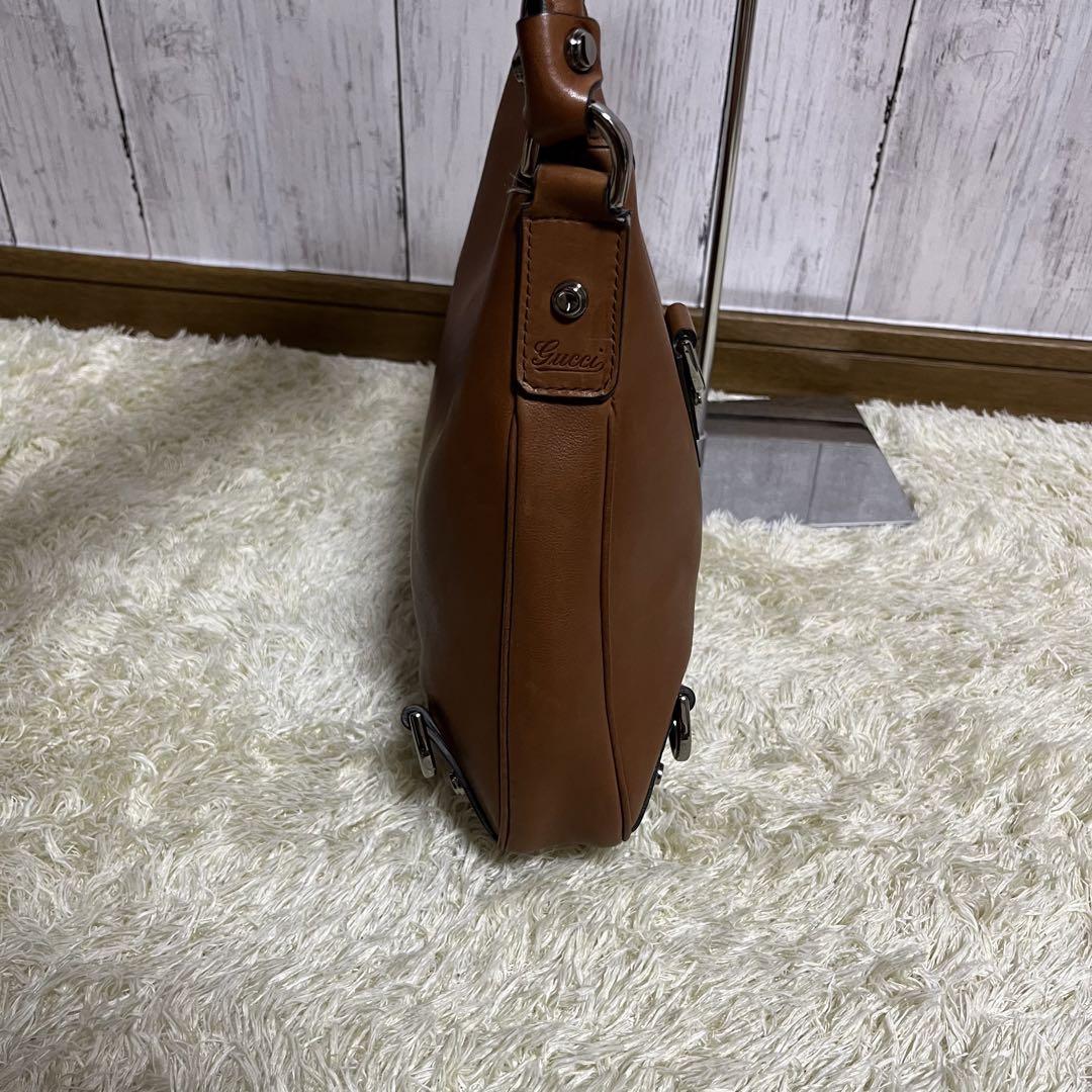 グッチ アビー
