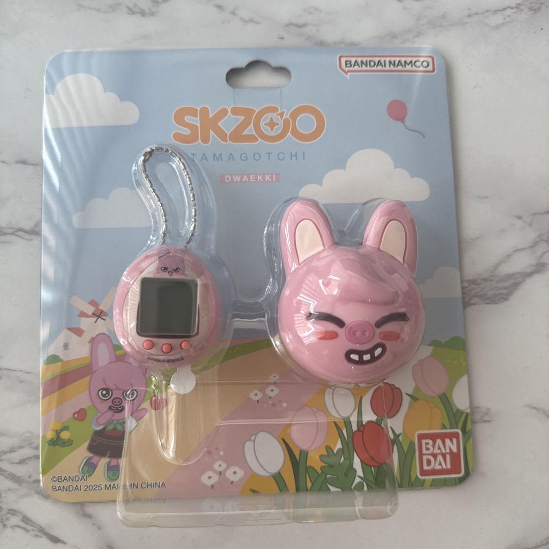 たまごっち SKZOO Dwaekki SKZOO たまごっち & ケース セット TAMAGOTCHI & CASE SET