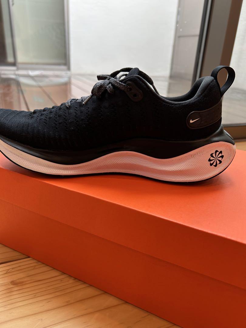 週末価格【美品】NIKEナイキインフィニティラン 4エクストラワイド27.5cm