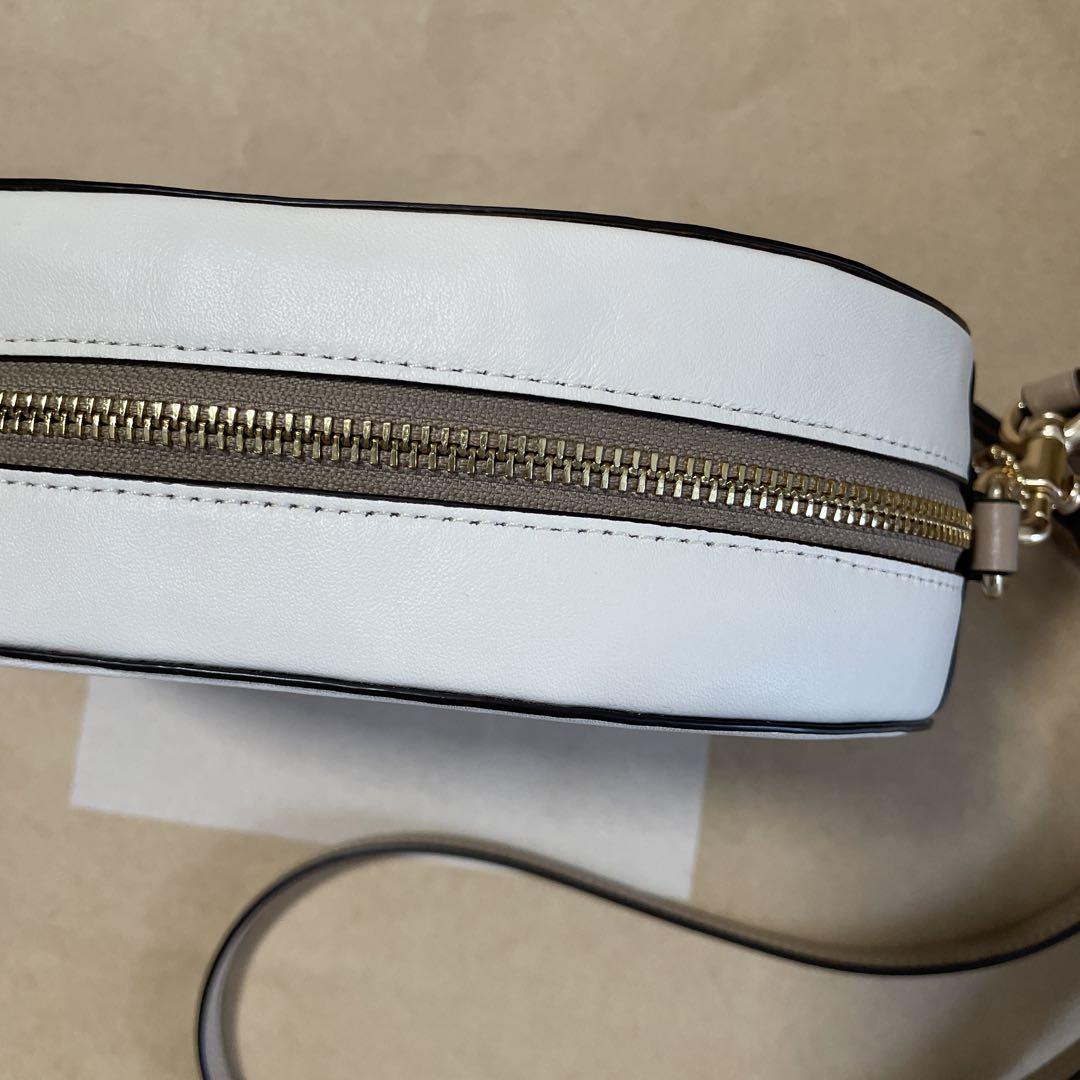 coach コーチ　ショルダーバッグ　白