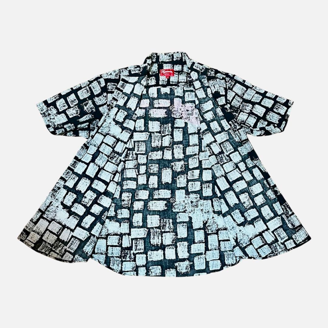 【美品】supreme 半袖シャツ シュプリーム　ストリート　総柄