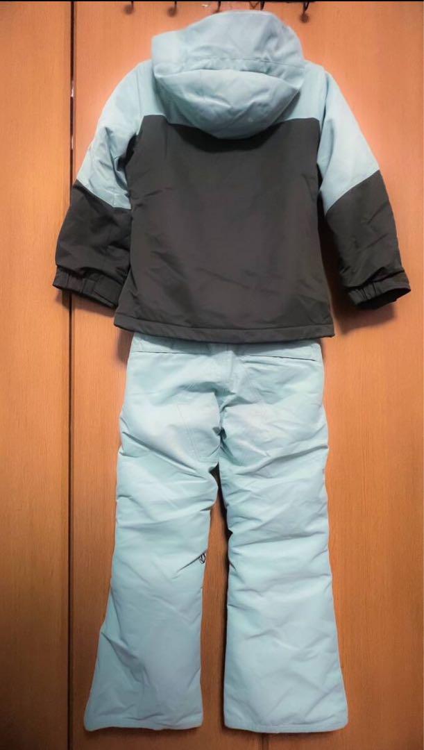 使用期間1シーズン僅か VOLCOM ジュニア 上下セット