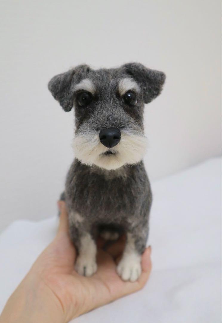 羊毛フェルト 犬 ハンドメイド ミニチュアシュナウザー