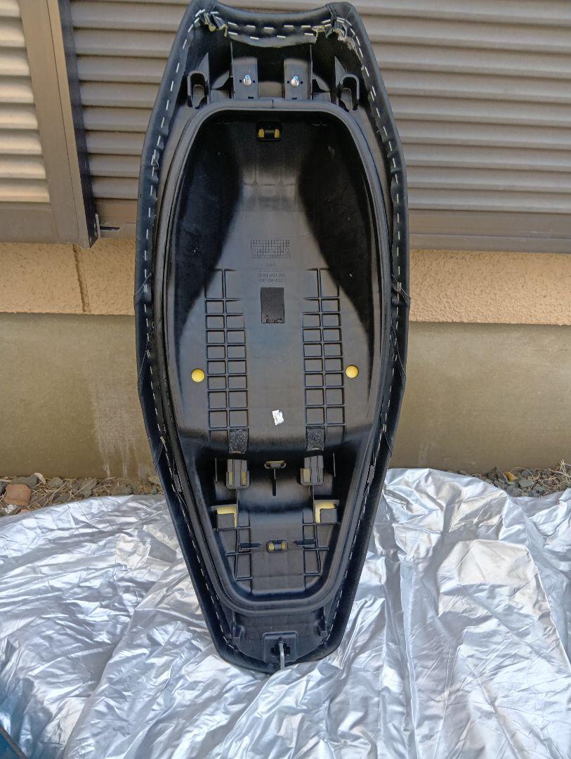 【美品】PCX160.125ホンダ用ローダウンシート