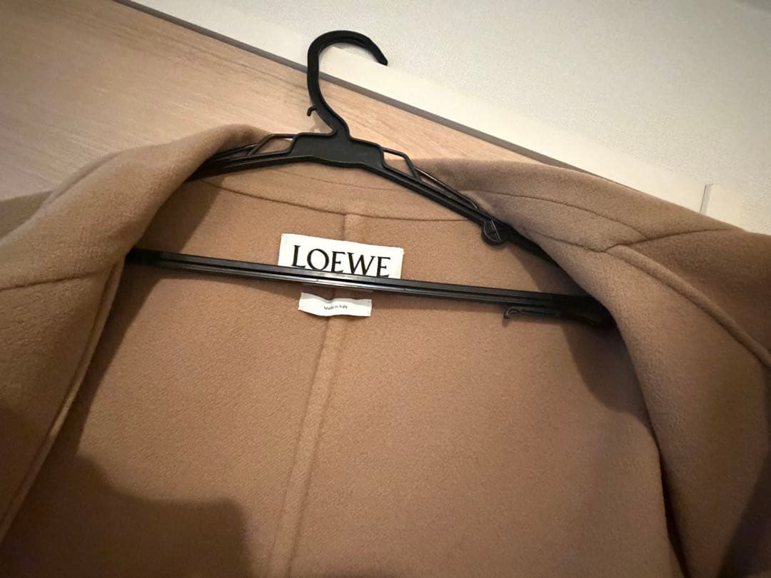 LOEWE ベージュ ダブルブレスト ロングコート LOEWE ベージュ ダブルブレスト ロングコート