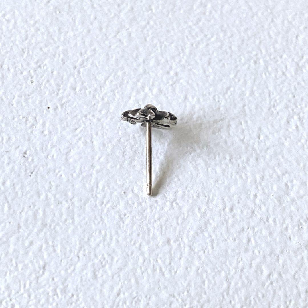 CHROME HEARTS プラススタッド　ピアス　クロムハーツ　クロス