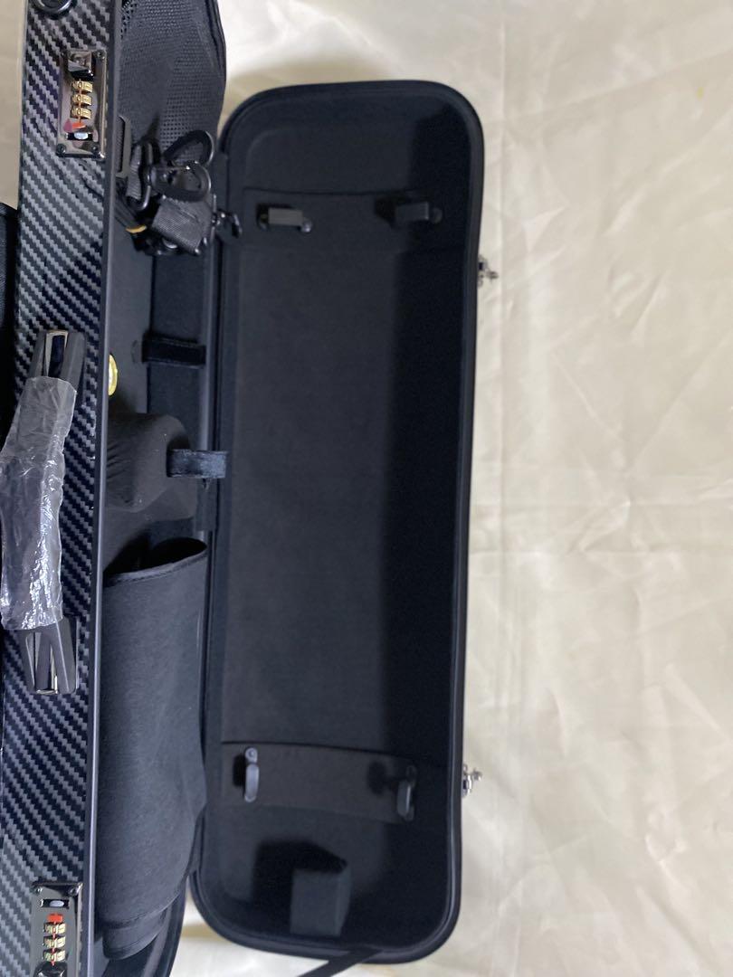 新品　カーボンファイバー ビオラケース　楽譜バッグ＆ダイヤルロック付き