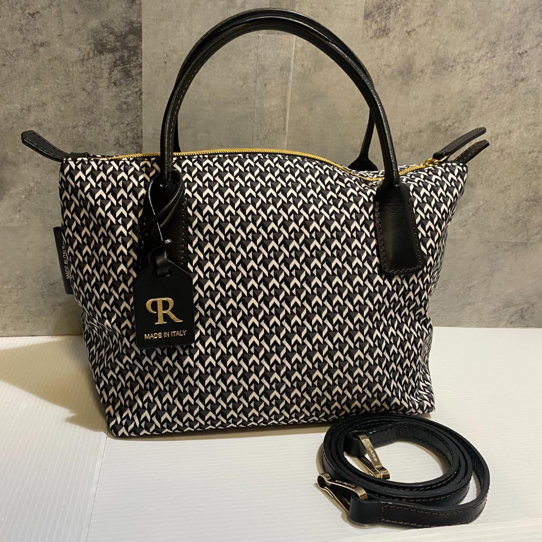 【極美品】ROBERTA PIERI　TATAMI　2WAYバッグ　ナイロン
