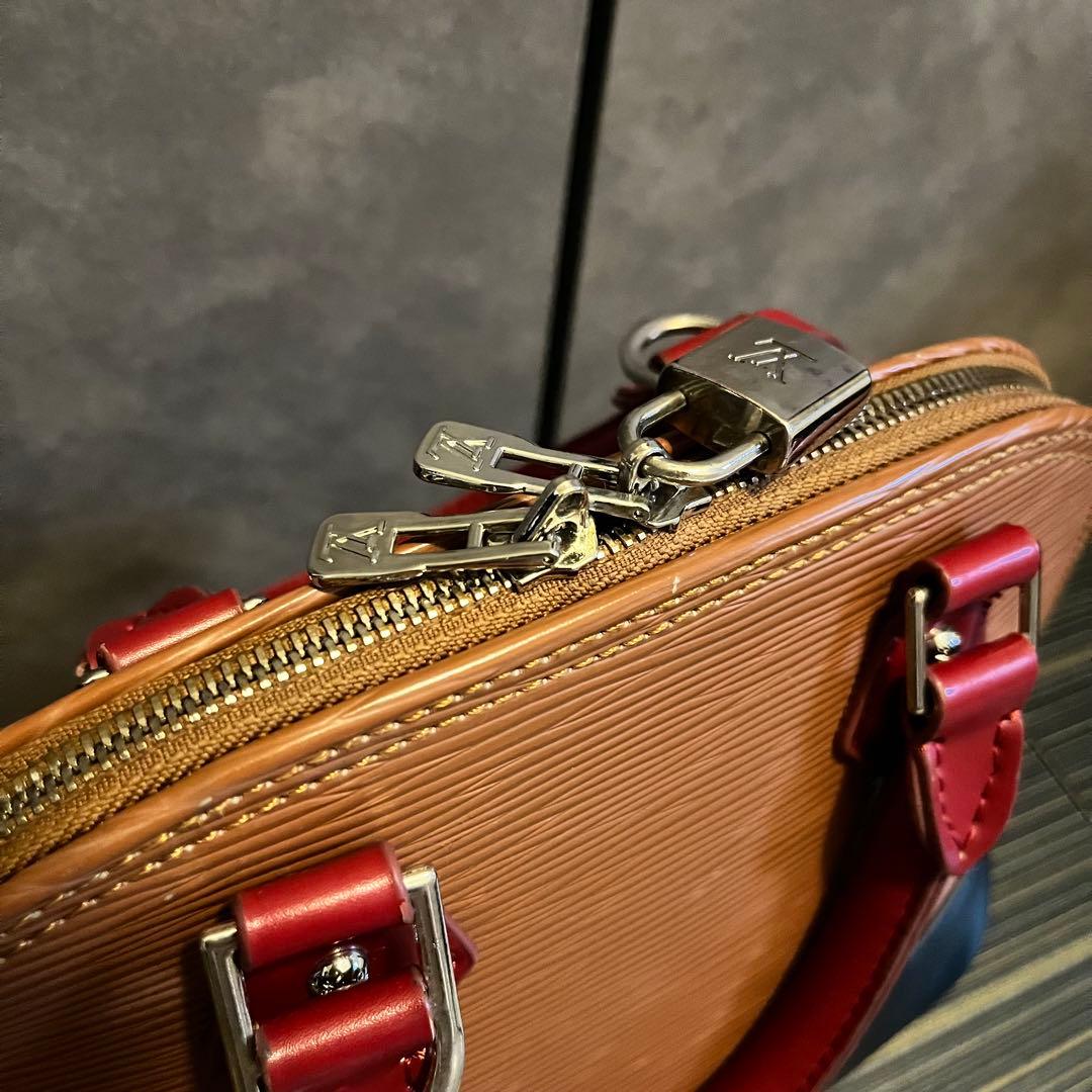 エピレザー ハンドバッグ バイカラー ショルダー紐・鍵付き