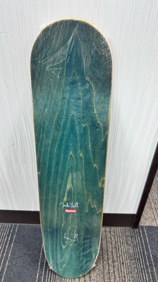 スケートボード Supreme Mike Hill Snake Trap Skateboard