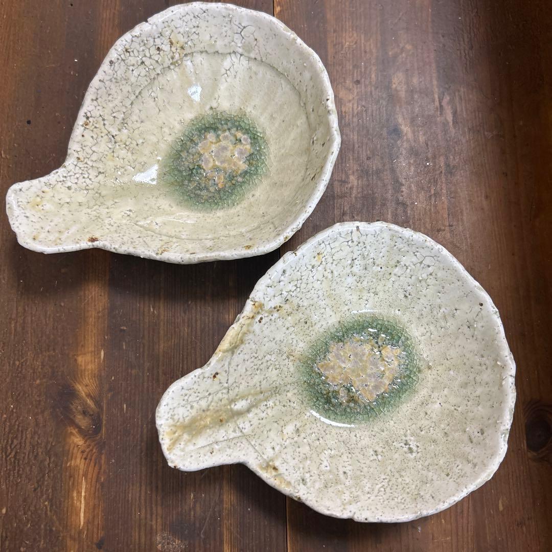 作家 陶芸作家 とんすい 片手鉢 手捻り ２つ 浅広め♥に近い