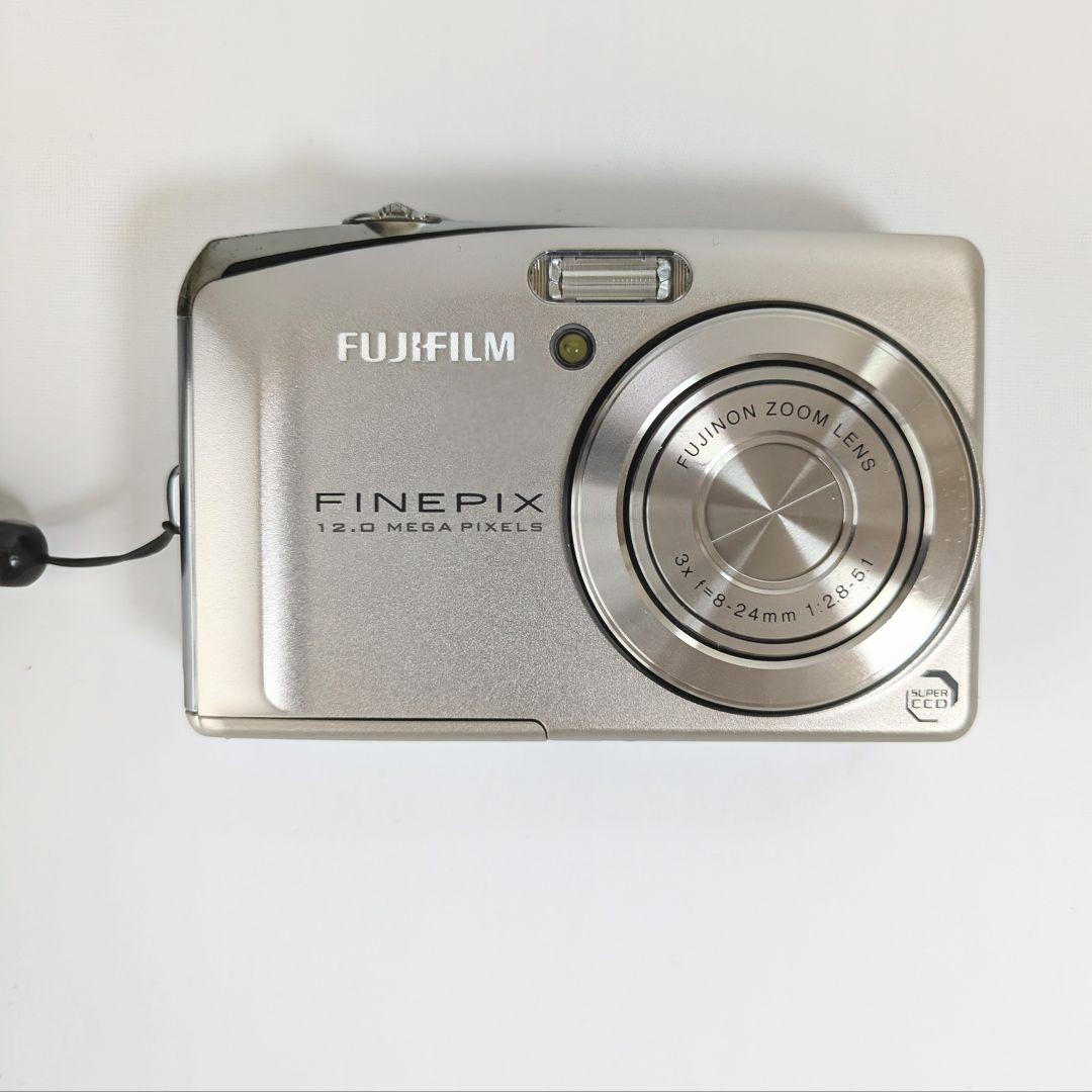Amazon.co.jp: FUJIFILM FinePix F50fd Digital Camera, Silver