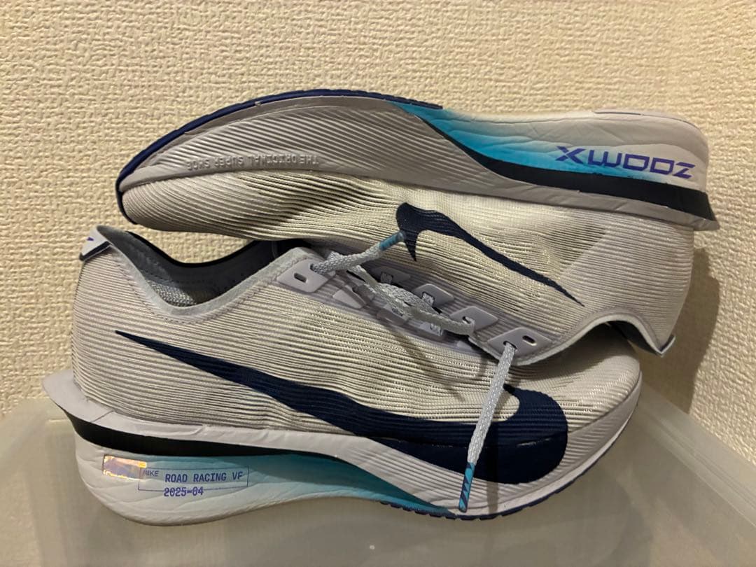 NIKE ヴェイパーフライ4 NIKE ヴェイパーフライ4