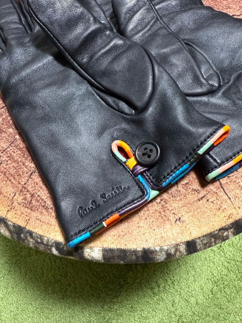 Paul Smith 黒いレザー手袋