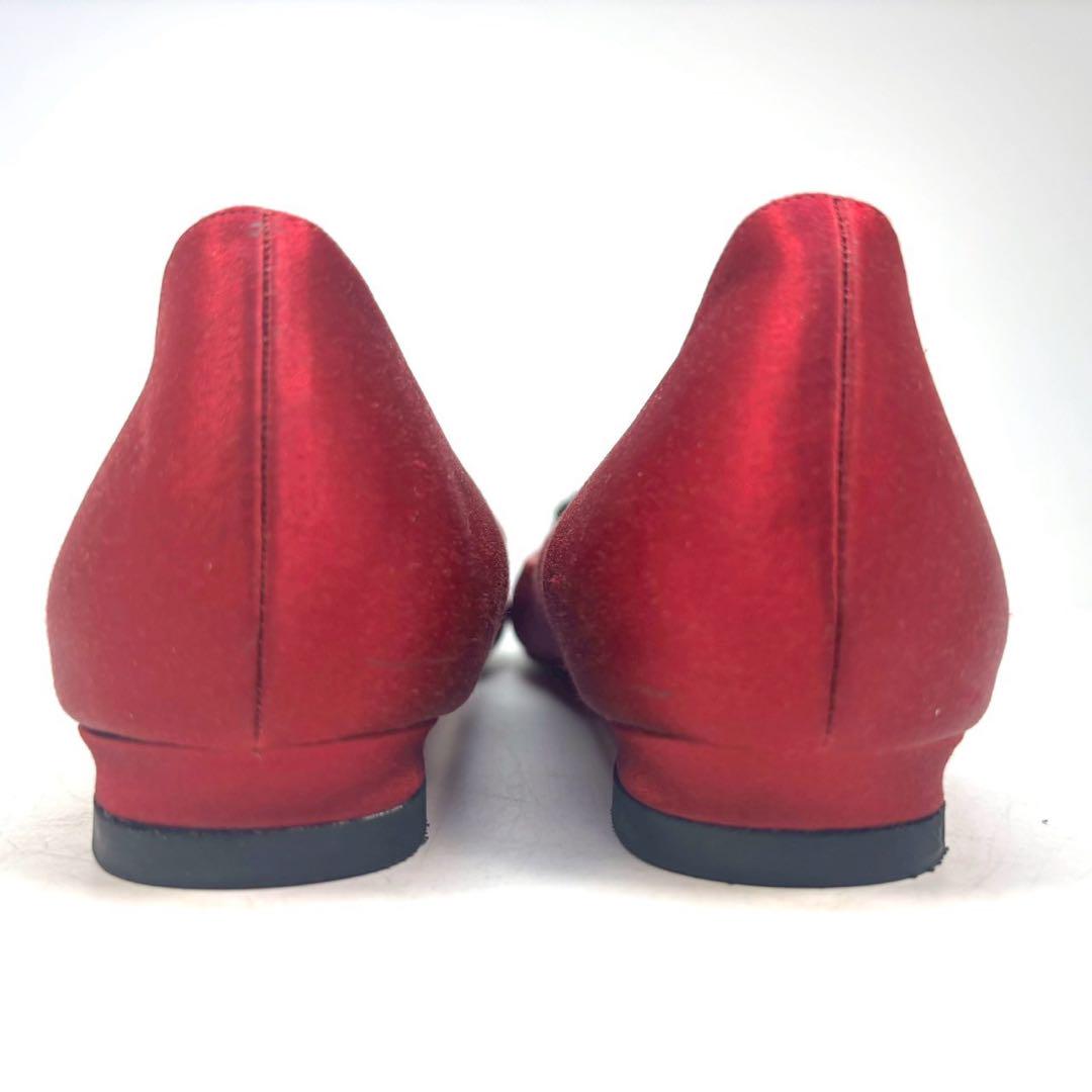 MANOLO BCAHNIK マノロブラニク　ハンギシ　サテン　フラットシューズ
