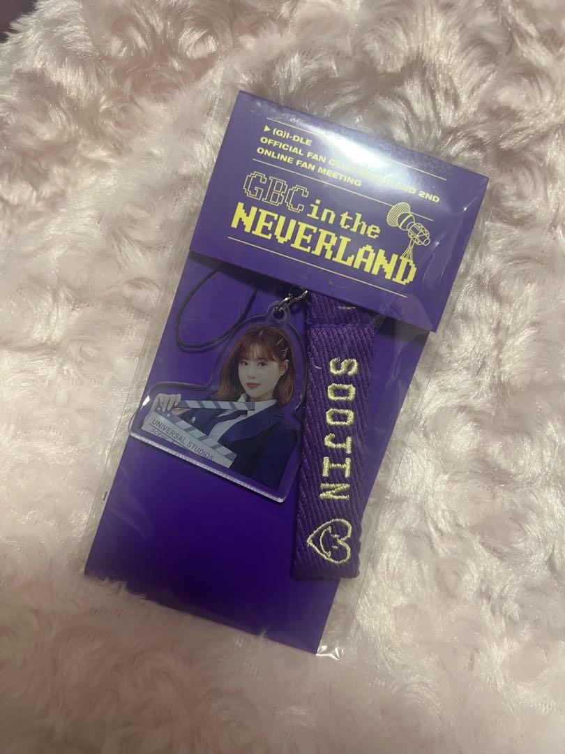 (G)-iDLE NEVERLAND キーホルダー　スジン