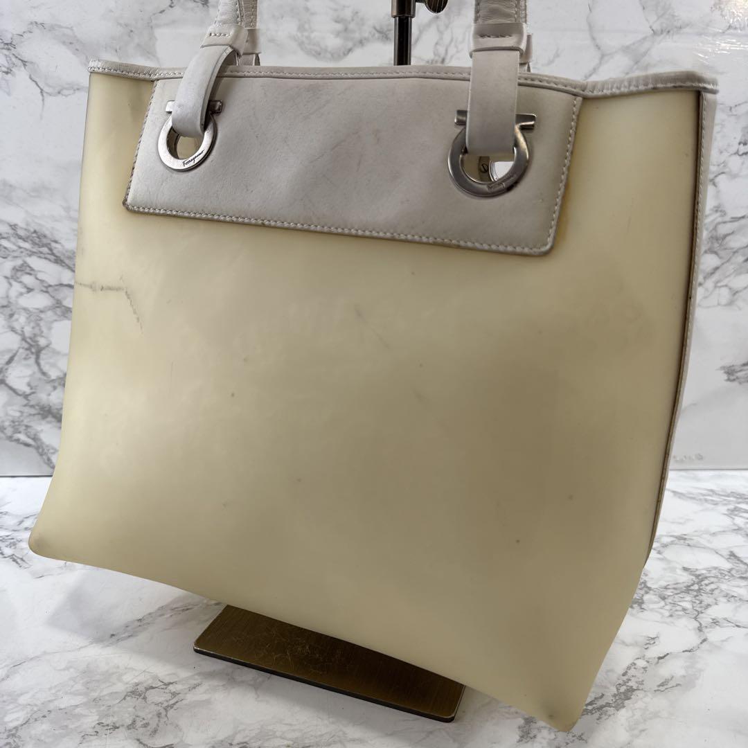 salvatore ferragamo サルヴァトーレフェラガモ ハンドバッグ