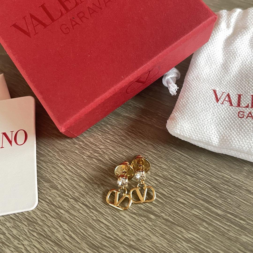 VALENTINO ピアス