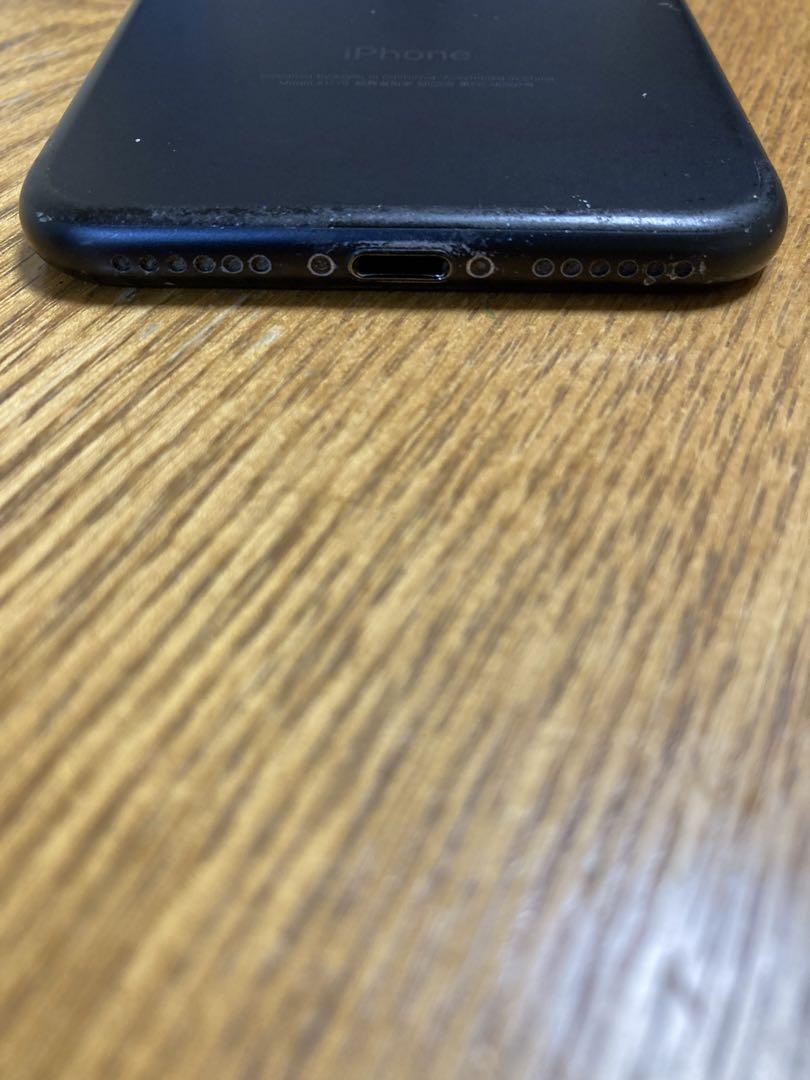 iPhone7 Black 128GB SIMフリー