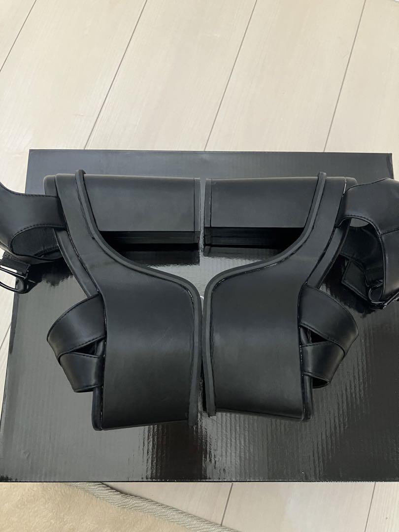極美品 EMODA アシンメトリーカットバルキーサンダル