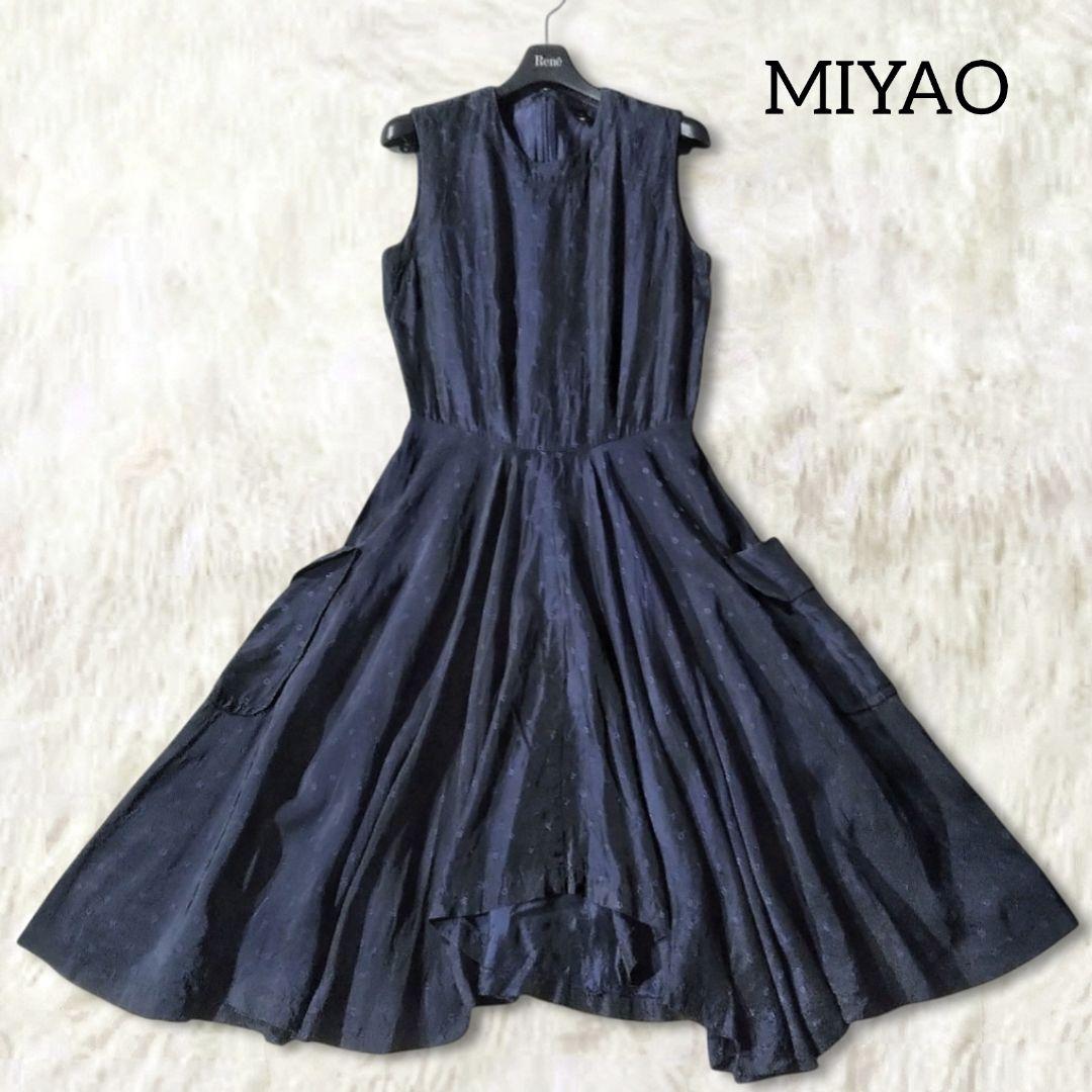 MIYAO ミヤオ 刺繍 ワンピース S ネイビー 光沢 ノースリーブ ひざ丈