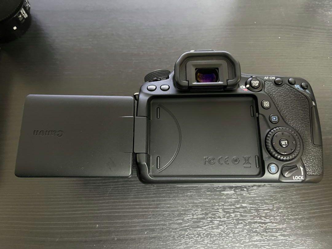 EOS 80D