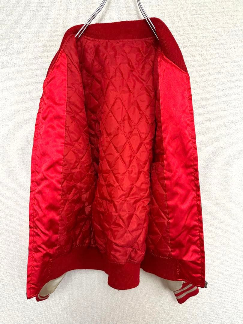 ✨希少✨ 日本製 スカジャン うさぎ 刺繍 ブルゾン レッド 中綿 高価値