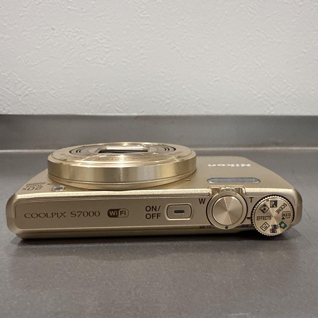 美品 Nikon COOLPIX S7000 GOLD コンデジ