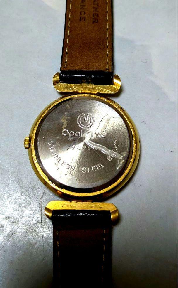 Opal Time クォーツ腕時計
