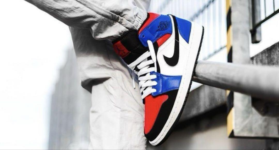 新品AIRJORDAN1 MID WHITE/BLACK-HYPER 