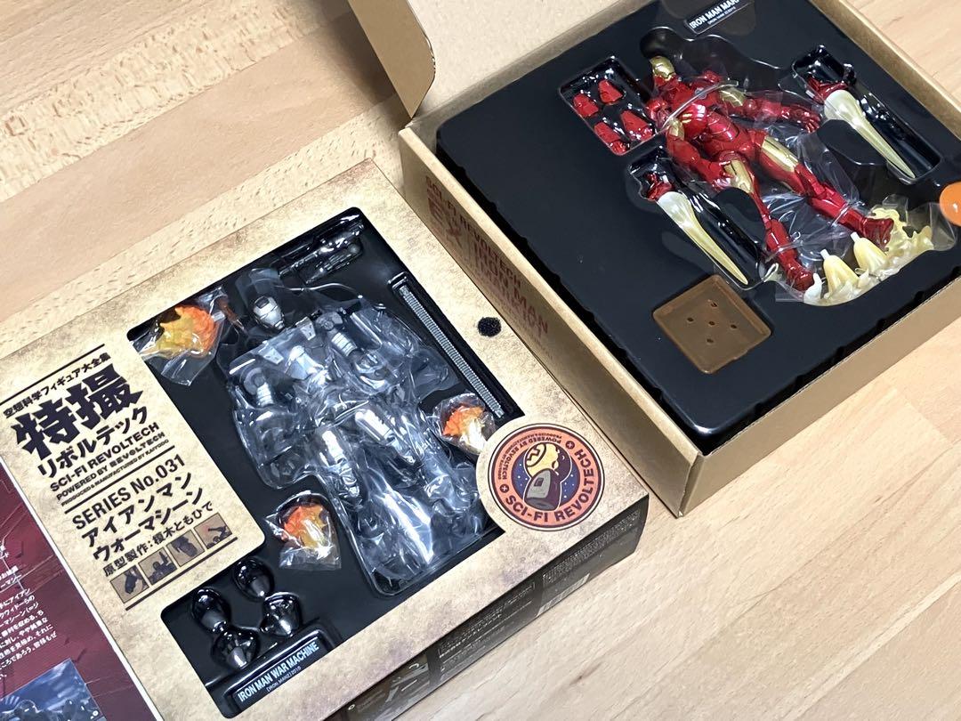 【新品未開封】特撮リボルテック ウォーマシーン & アイアンマン マーク4