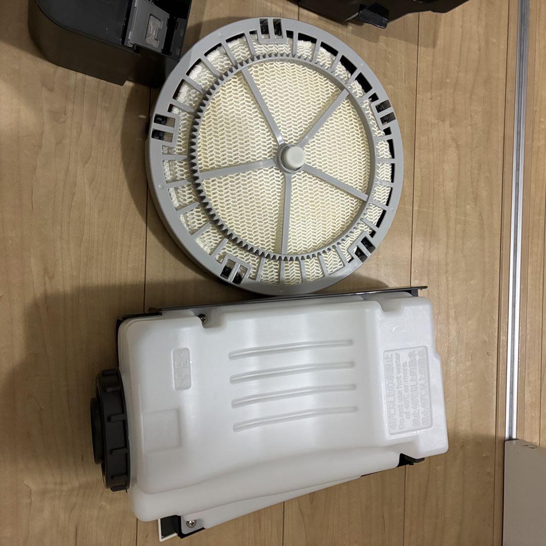 Panasonic ナノイーX 空気清浄機　F-VXM90