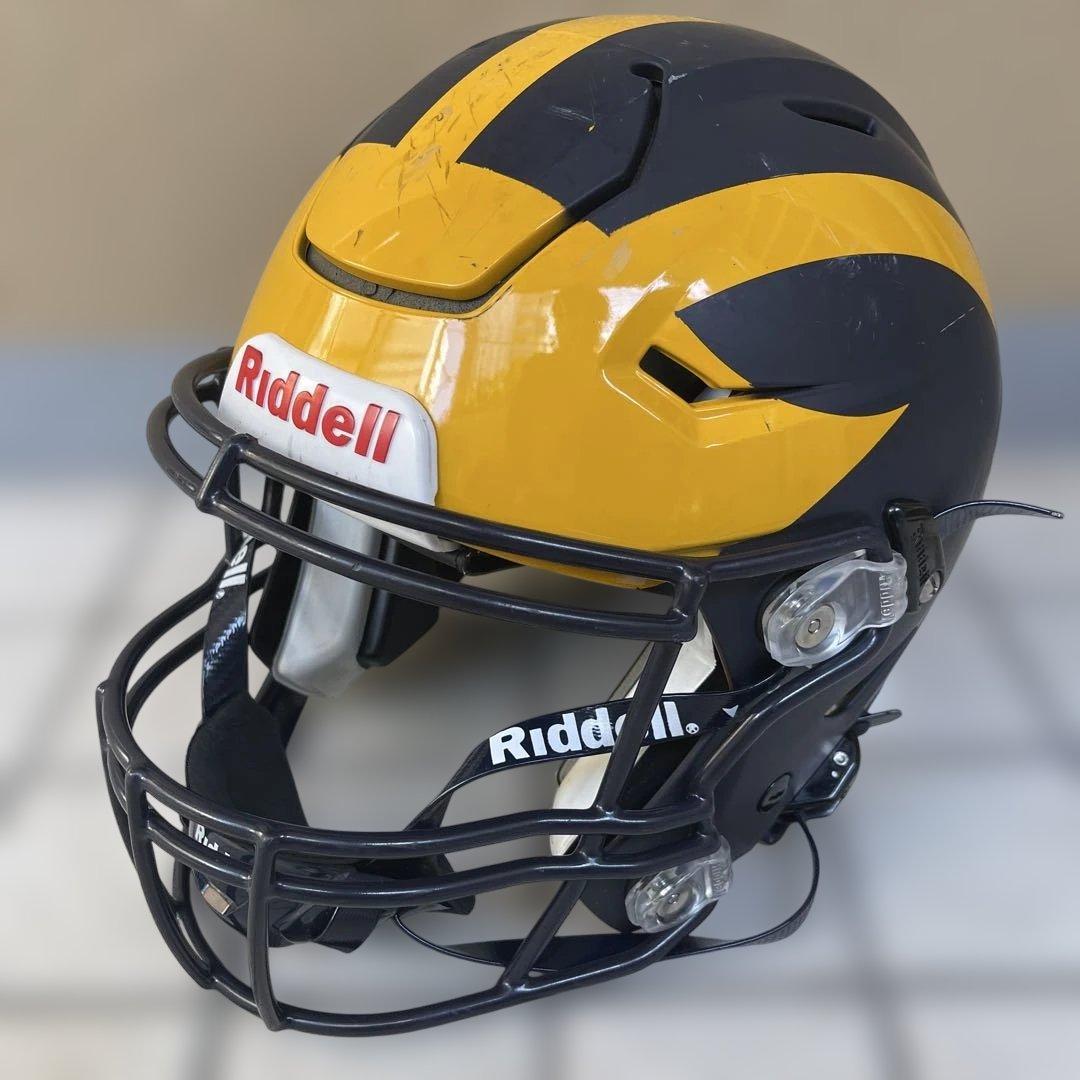 Riddell アメリカンフットボール ヘルメット - メルカリ Riddell アメリカンフットボール ヘルメット - メルカリ