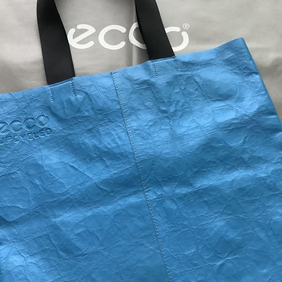 ecco 皮トートバック、新品未使用品 - メルカリ