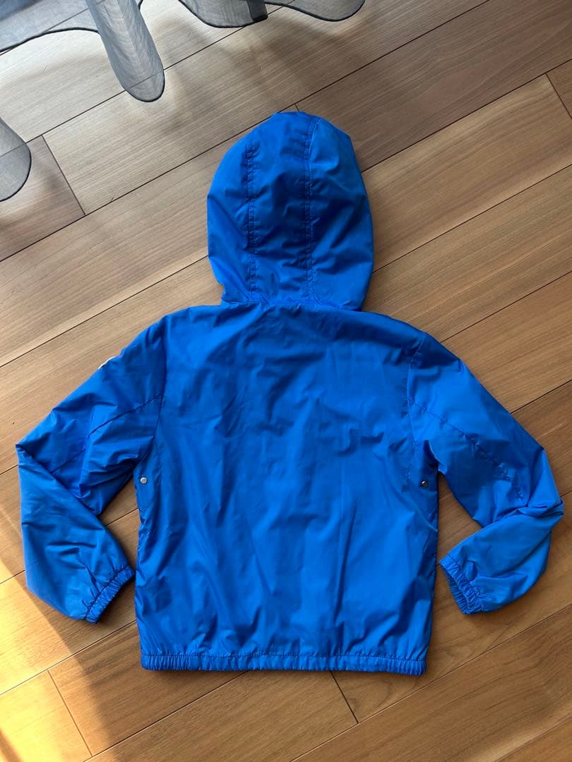 Moncler⭐︎モンクレール薄手コート8A130アウターブルゾンボーイズキッズ青 Moncler⭐︎モンクレール薄手コート8A130アウターブルゾンボーイズキッズ青